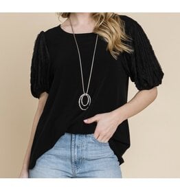 Solid top w/ contrast sleeves