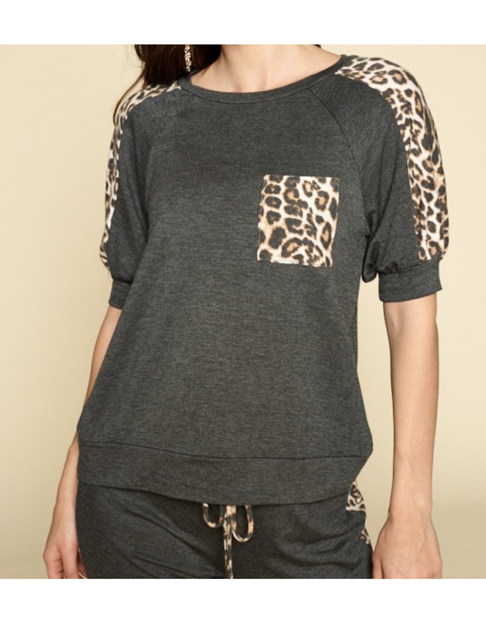 Animal print pocket casual top