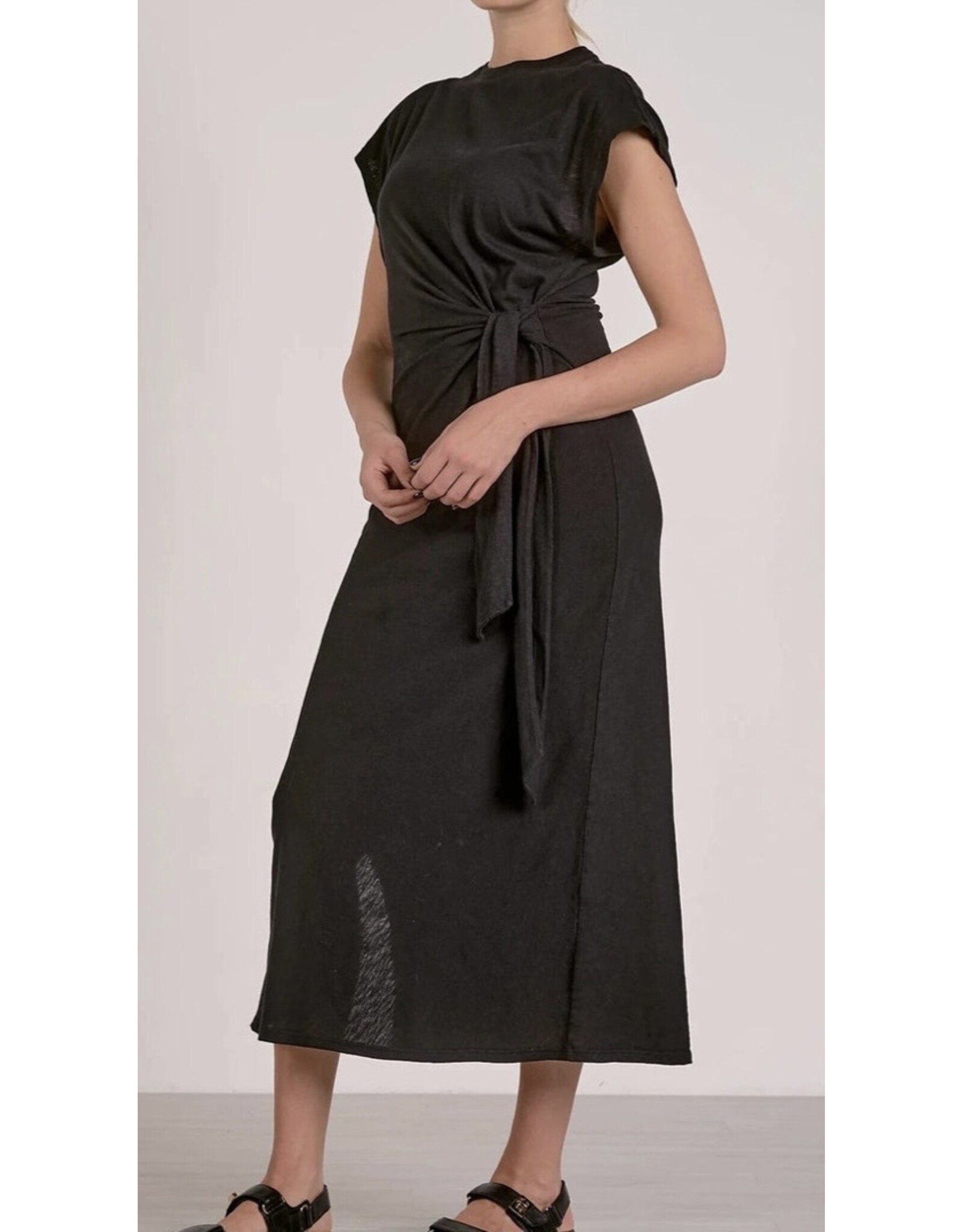 Elan Elan Black Tie Waist Midi Dress