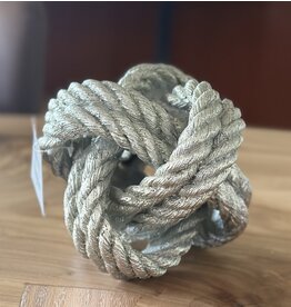 Silver knot 6” x 6”