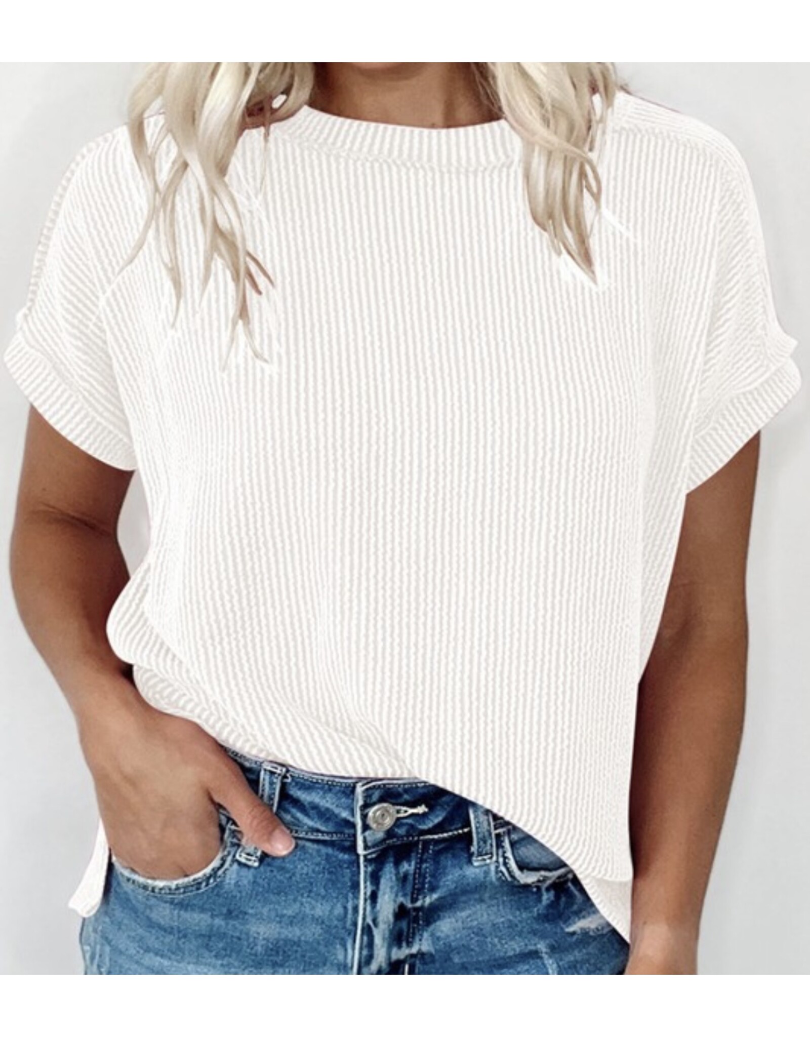LATA Crinkle knit tee