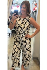 Leaf sleeveless drawstring top