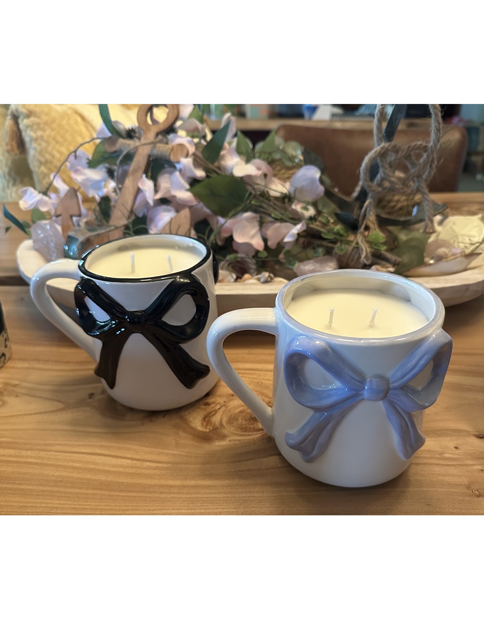 LATA Big bow santal jasmine candles