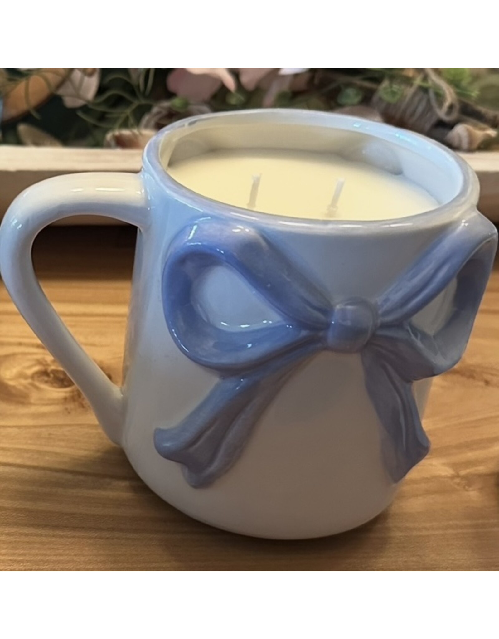 LATA Big bow santal jasmine candles