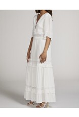Miss sparkling Maxi dress w/ lace detailing (ivory)