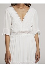 Miss sparkling Maxi dress w/ lace detailing (ivory)