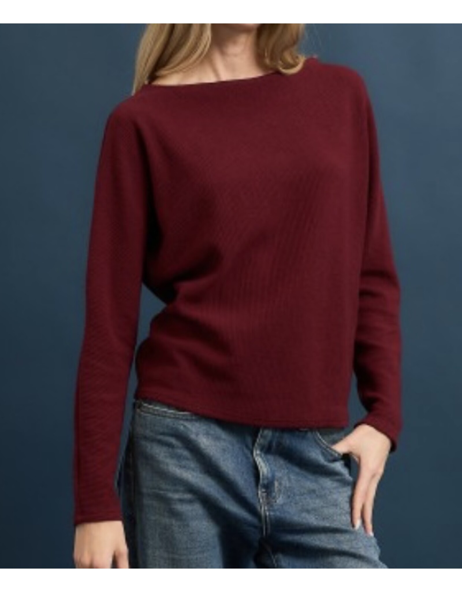 Seersucker boat neck l/s top