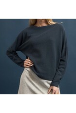 Seersucker boat neck l/s top