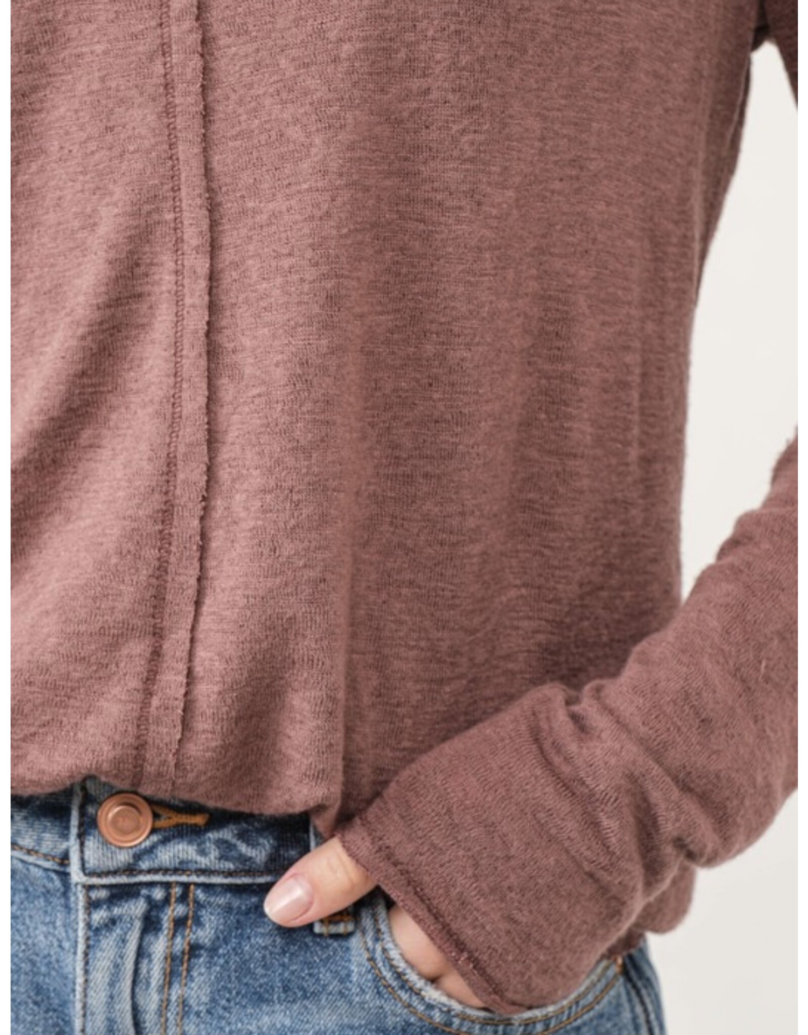 Slubby v neck l/s top