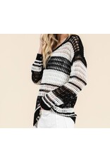 Lovelo Crochet Black & White L/S Sweater