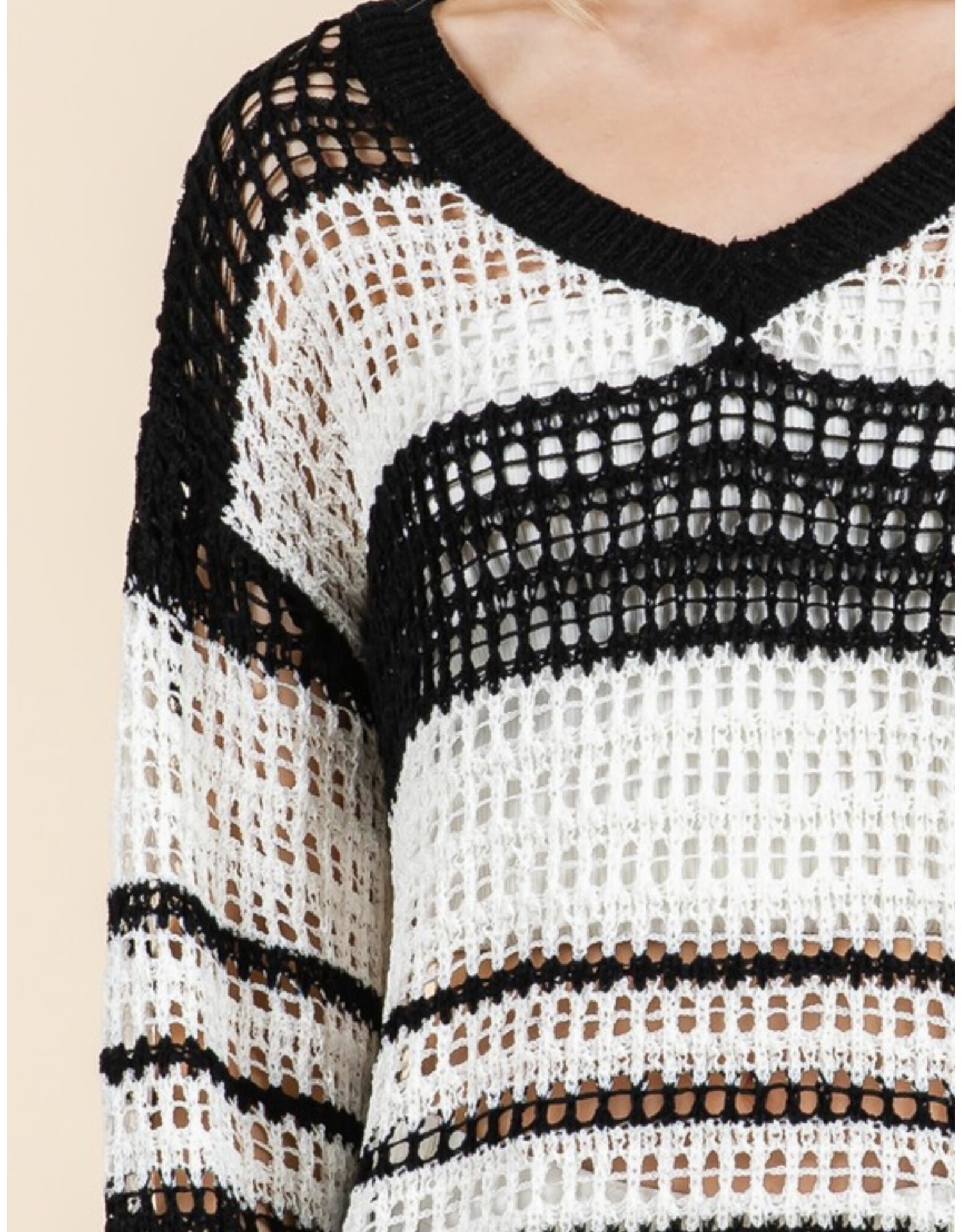 Lovelo Crochet Black & White L/S Sweater