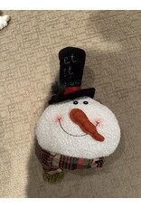 LATA Adorable stuffed snowman w/ top hat