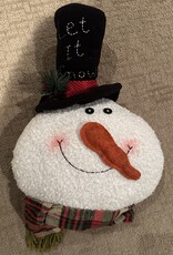 LATA Adorable stuffed snowman w/ top hat