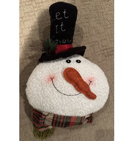 LATA Adorable stuffed snowman w/ top hat