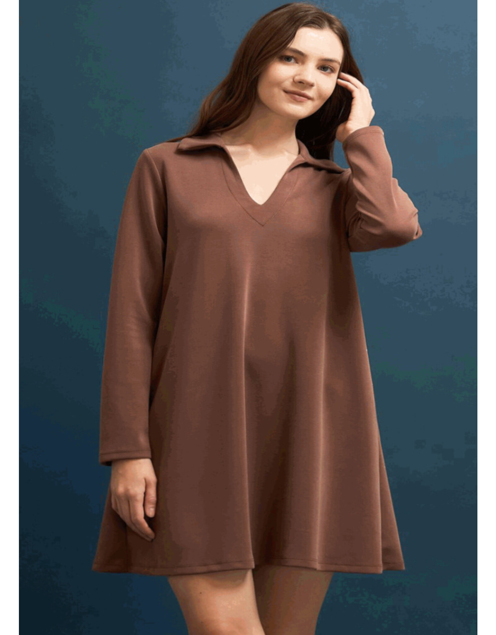 Techno suave polo neck dress