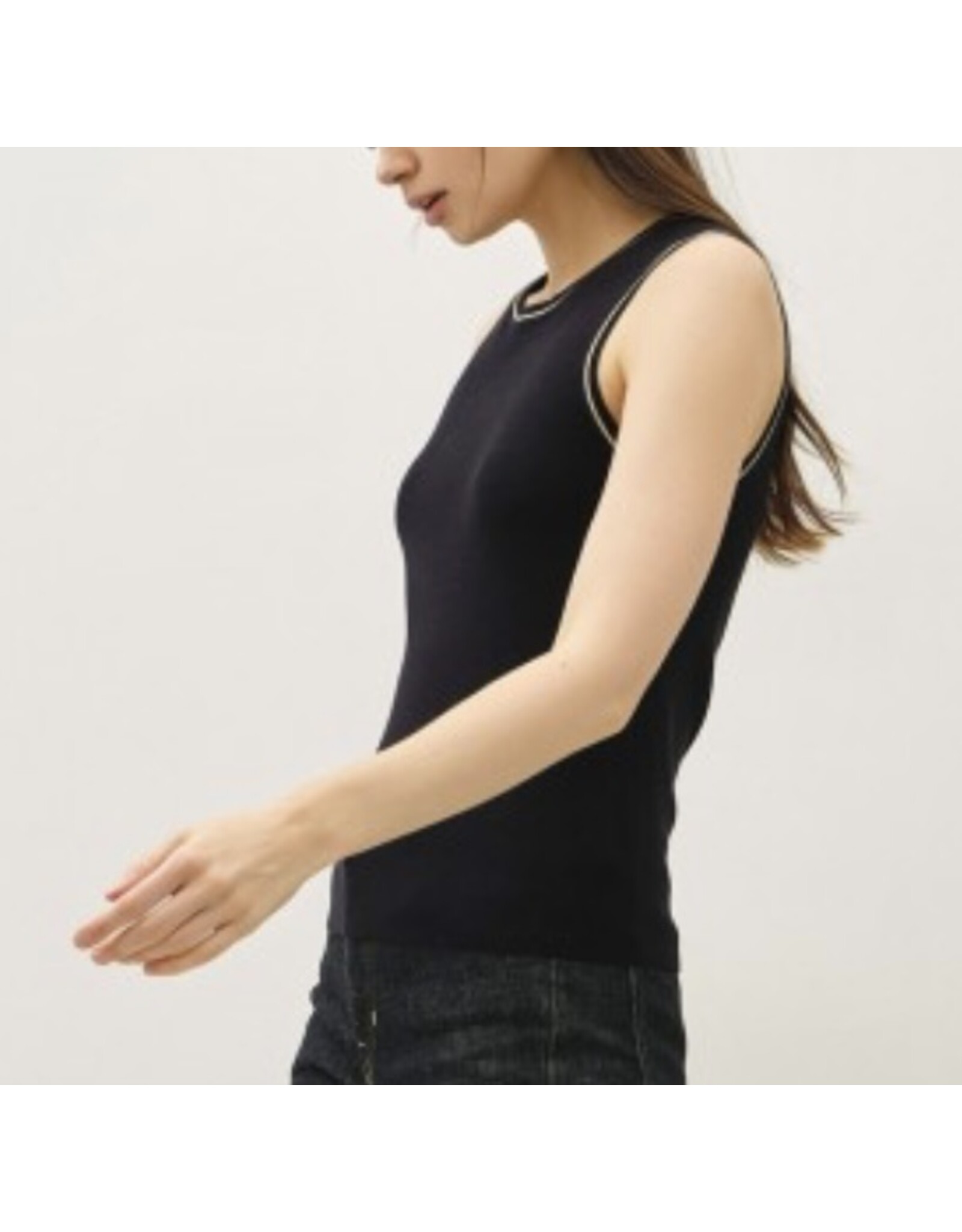 Black Contrast Accent Knit Tank