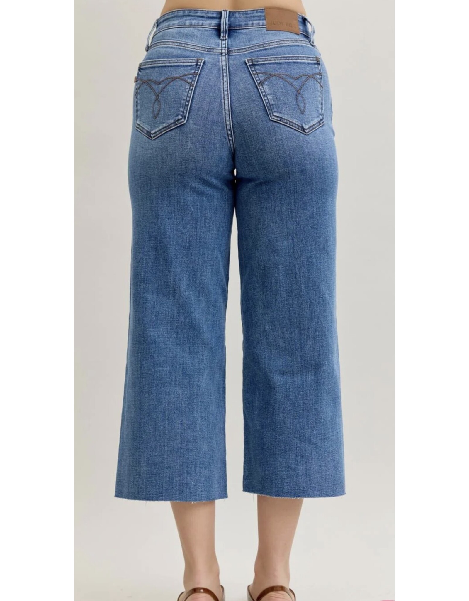 Judy Blue Judy Blue HW Wide Crop Raw Hem