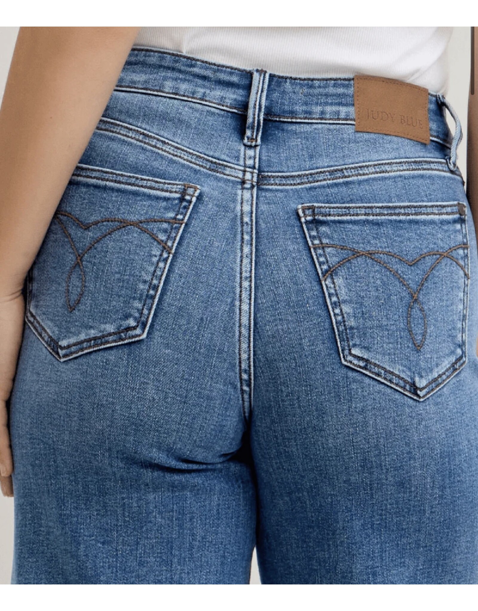 Judy Blue Judy Blue HW Wide Crop Raw Hem