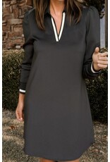 LATA Black and White v neck collared dress