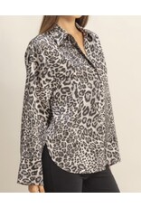 Chic Leopard Button-up Shirt
