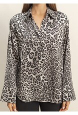 Chic Leopard Button-up Shirt