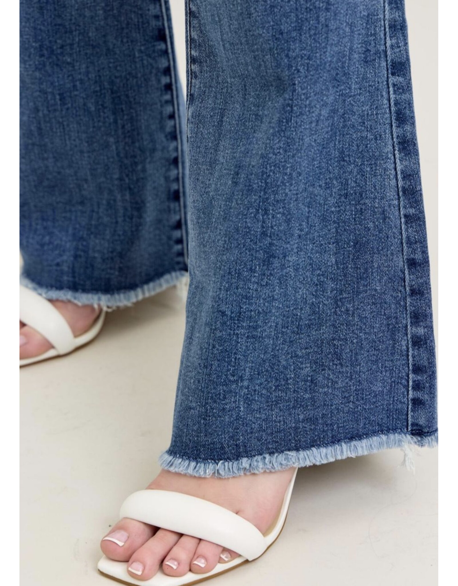 Judy Blue Judy Blue MR Flare w/ Destroy Fray