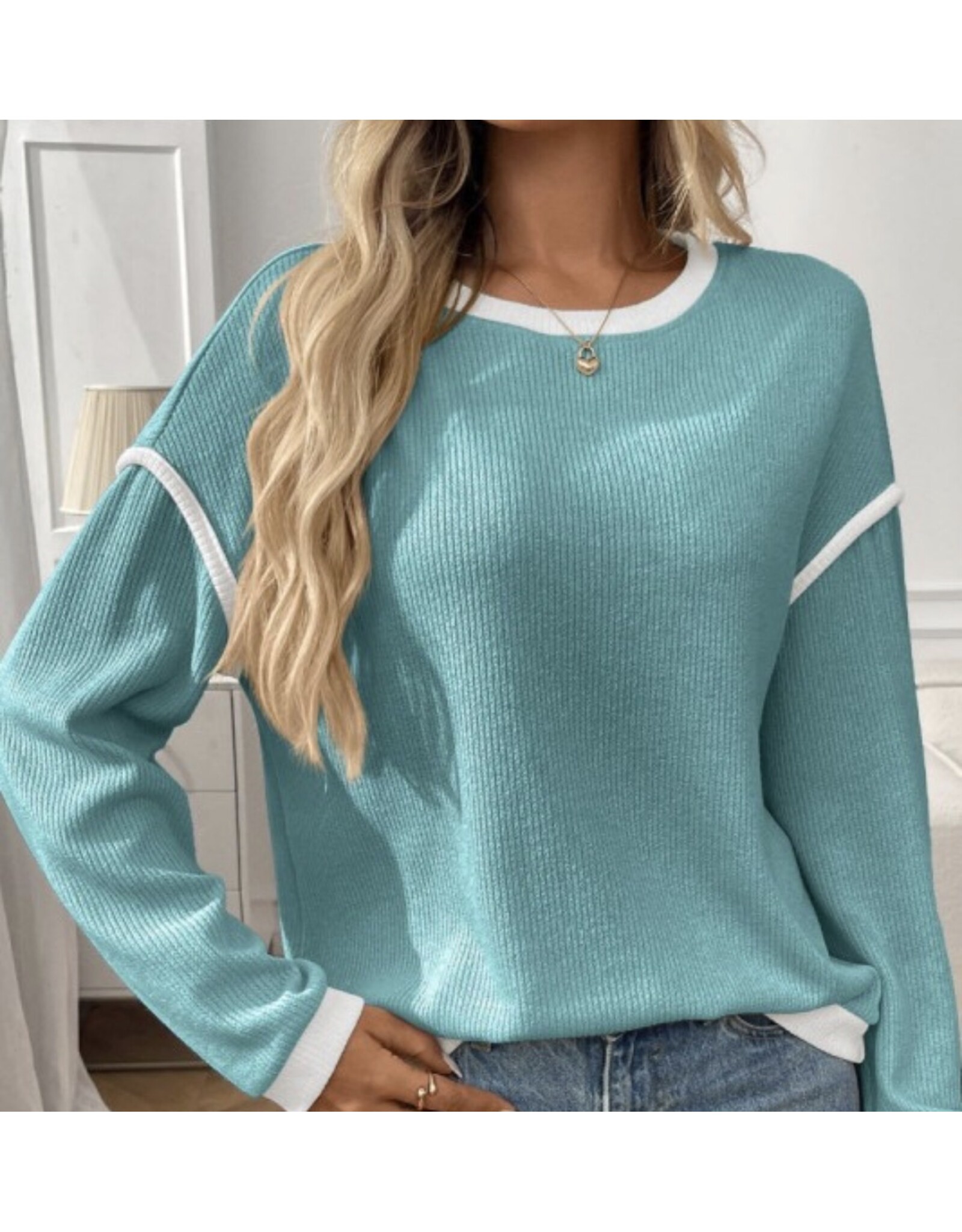 LATA Long Sleeve Crewneck Knit Pullover