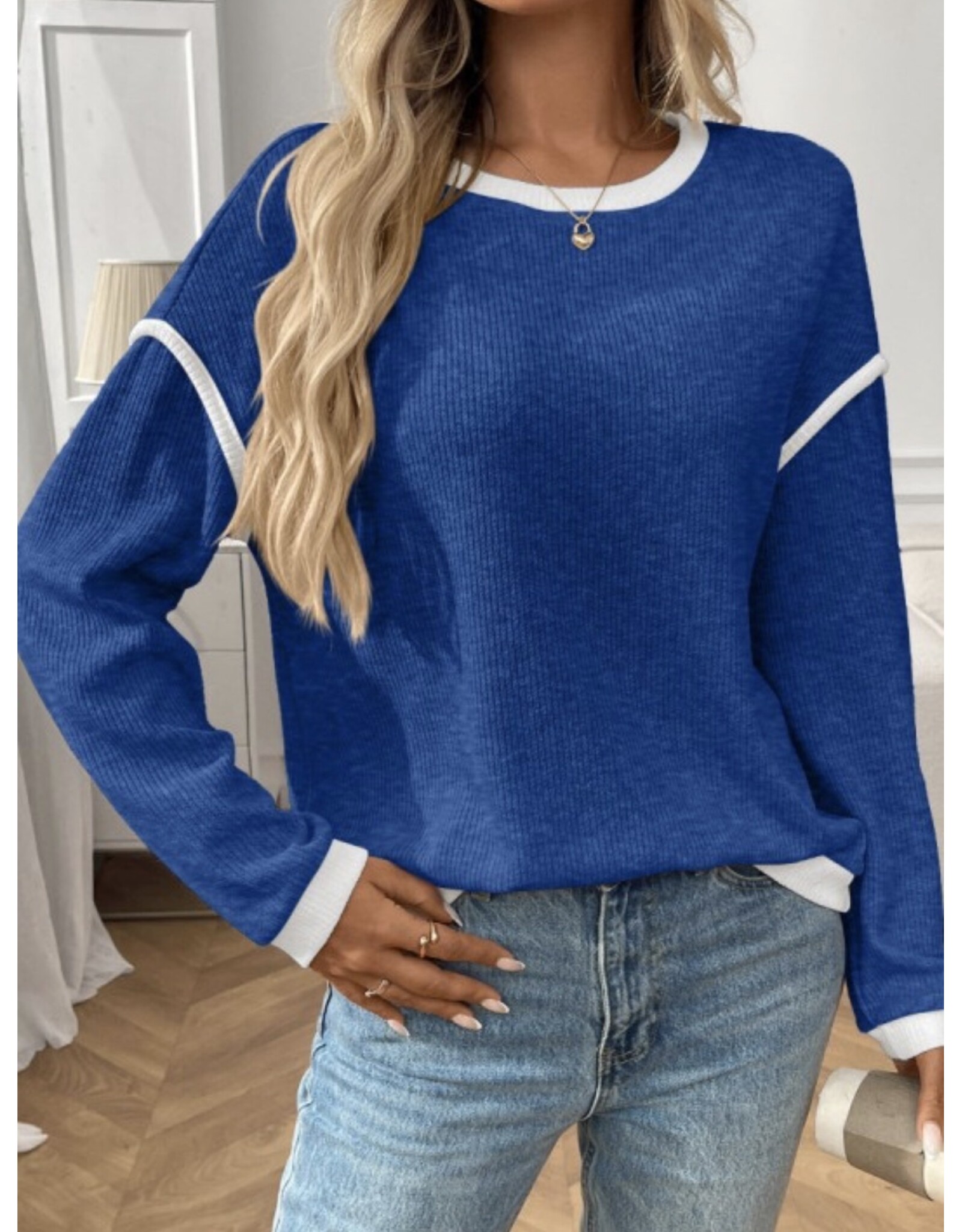 LATA Long Sleeve Crewneck Knit Pullover