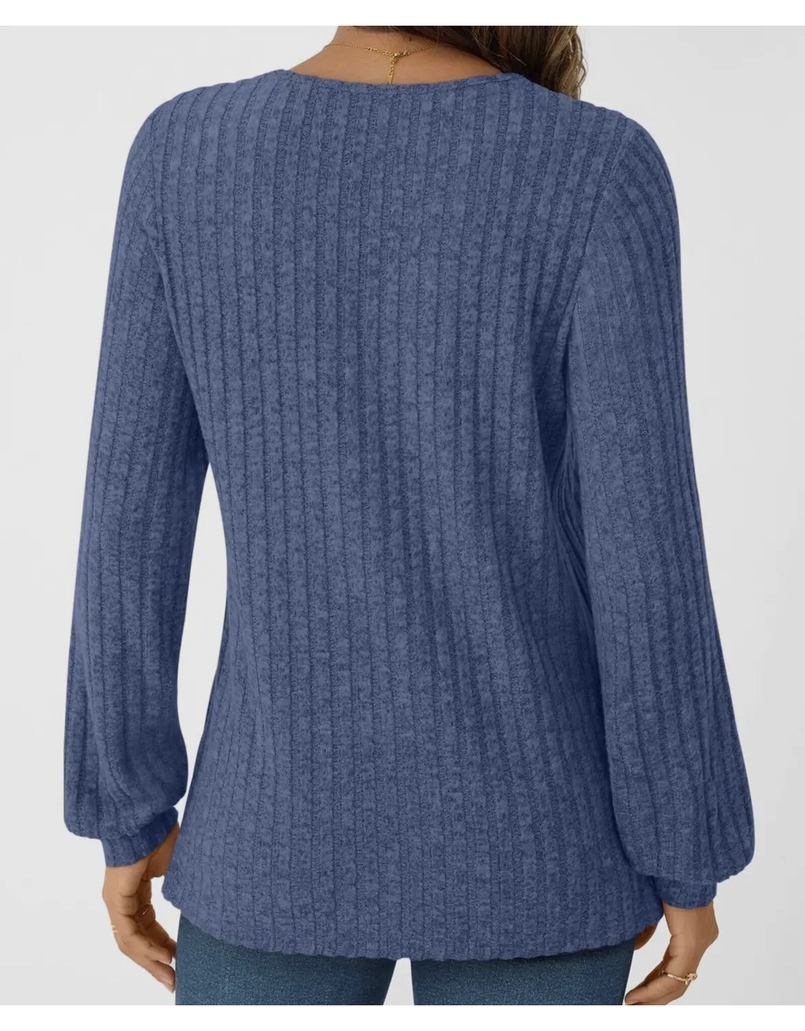 suhkasa Textured Knit V-Neck Top