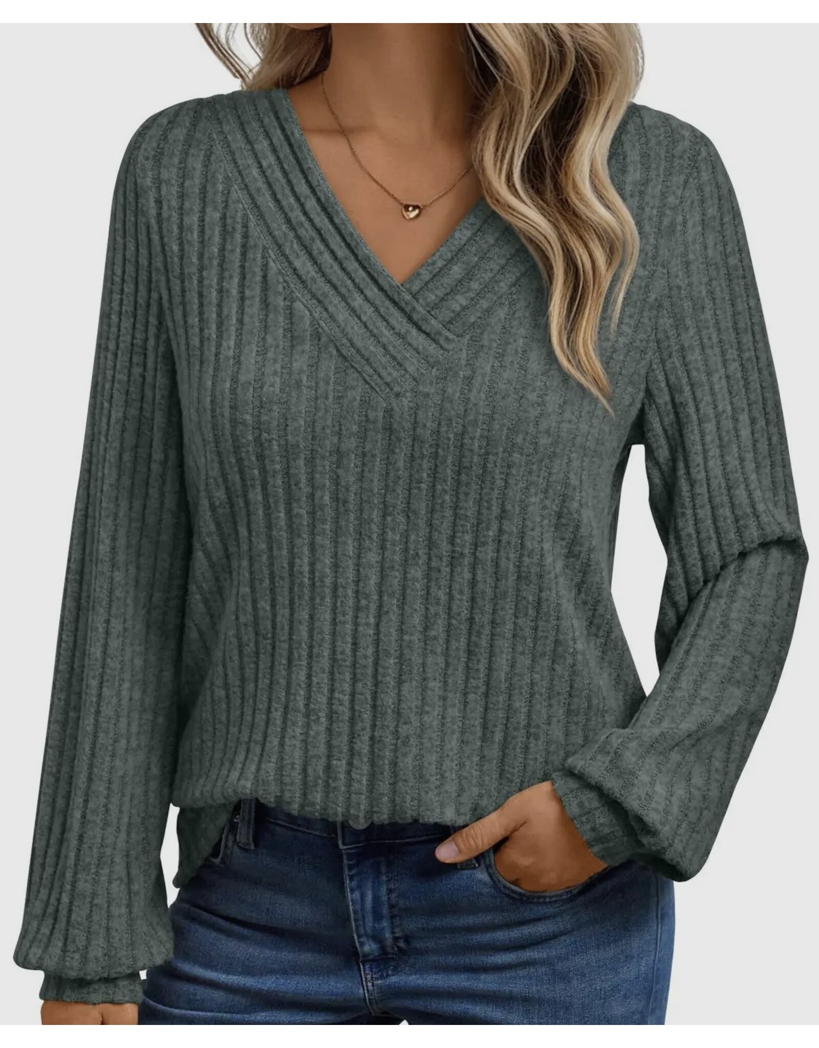 suhkasa Textured Knit V-Neck Top