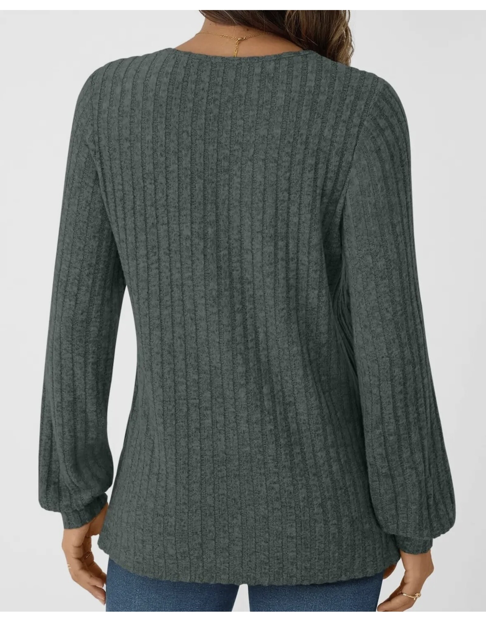 suhkasa Textured Knit V-Neck Top