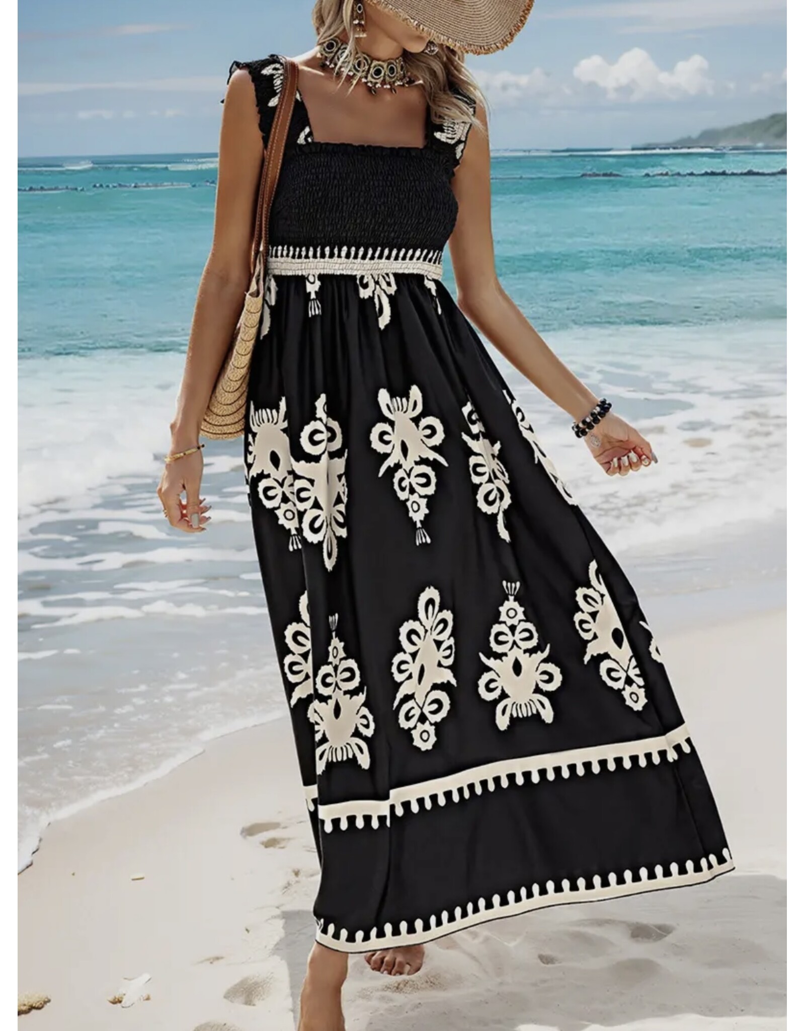 Ruched Square Neck SleevelessDress