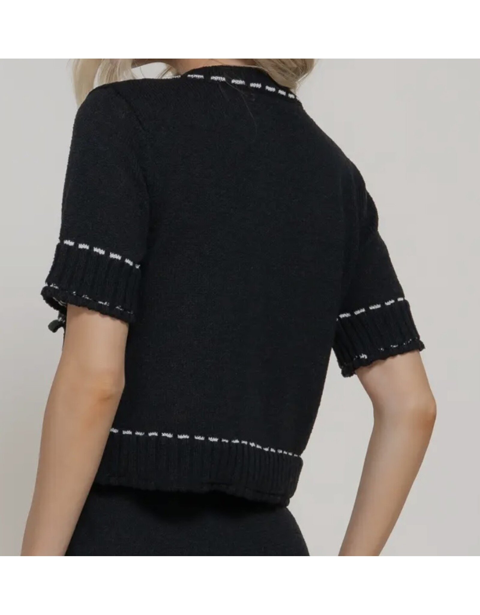 B/W Short Sleeve Contrasting Stitched Cardigan