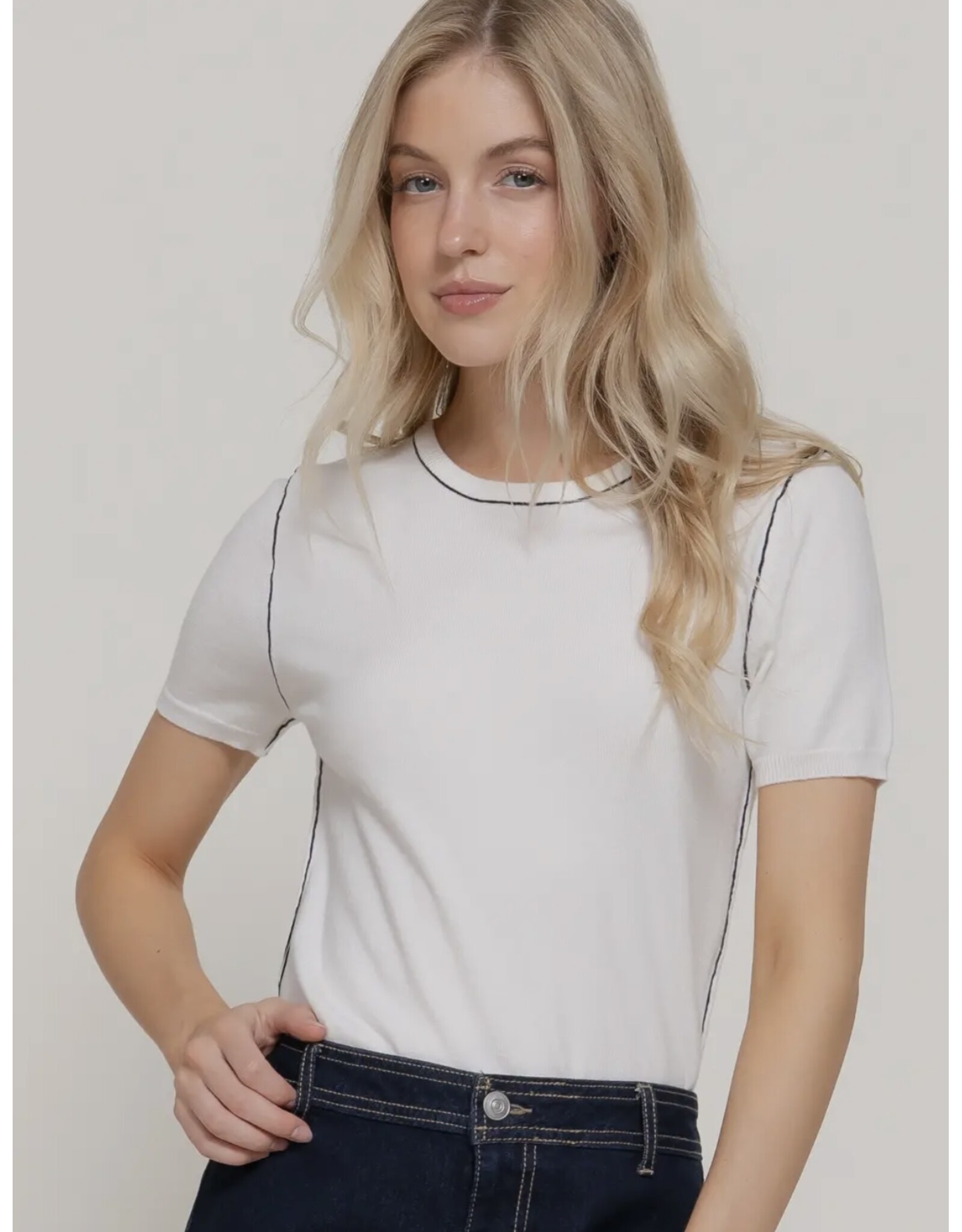 S/S KNIT TOP W/ CONTRAST