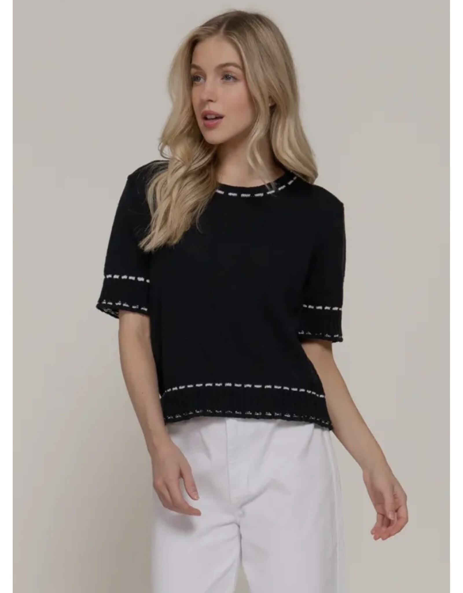 Short Slv Sweater w/ Contrast Stitch