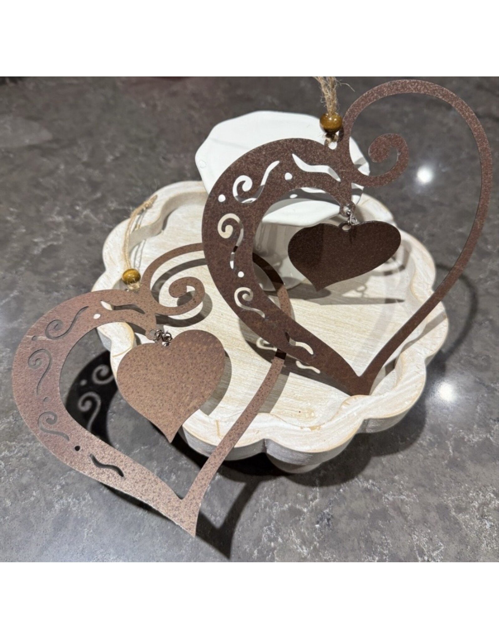 db Db rusty metal heart