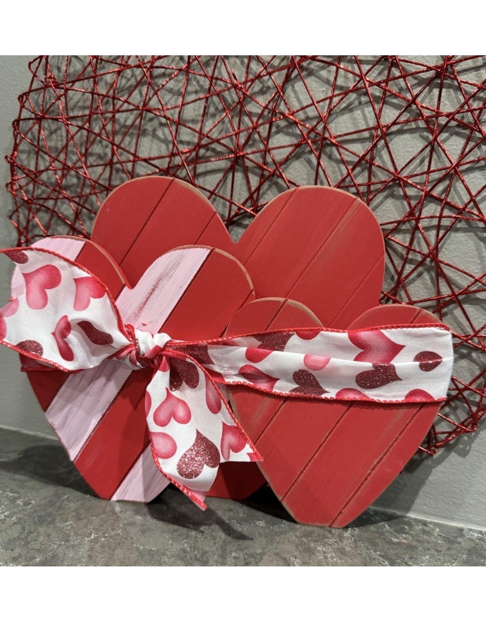 db Db triple heart w/ ribbon