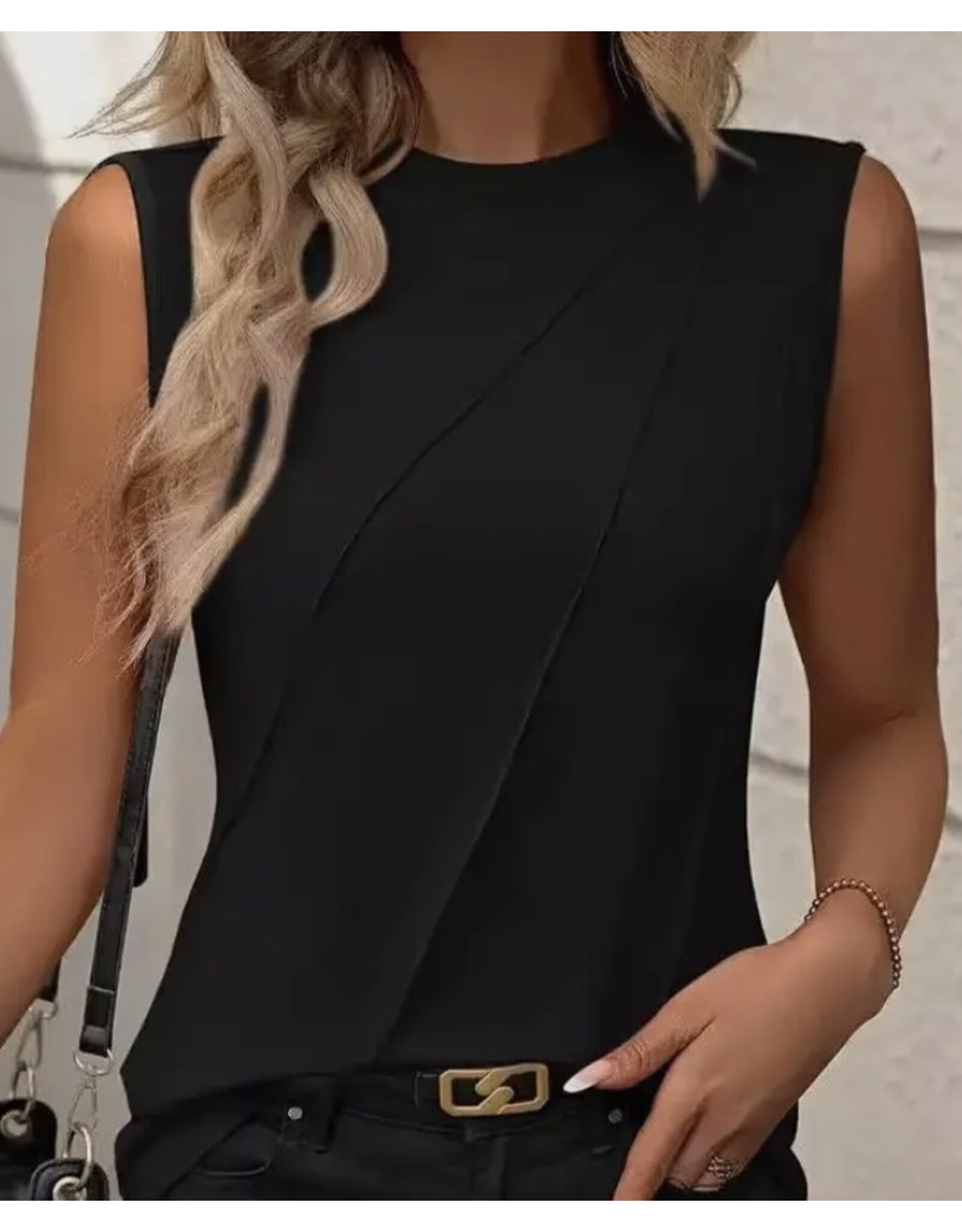 Front Seam Sleeveless Tank