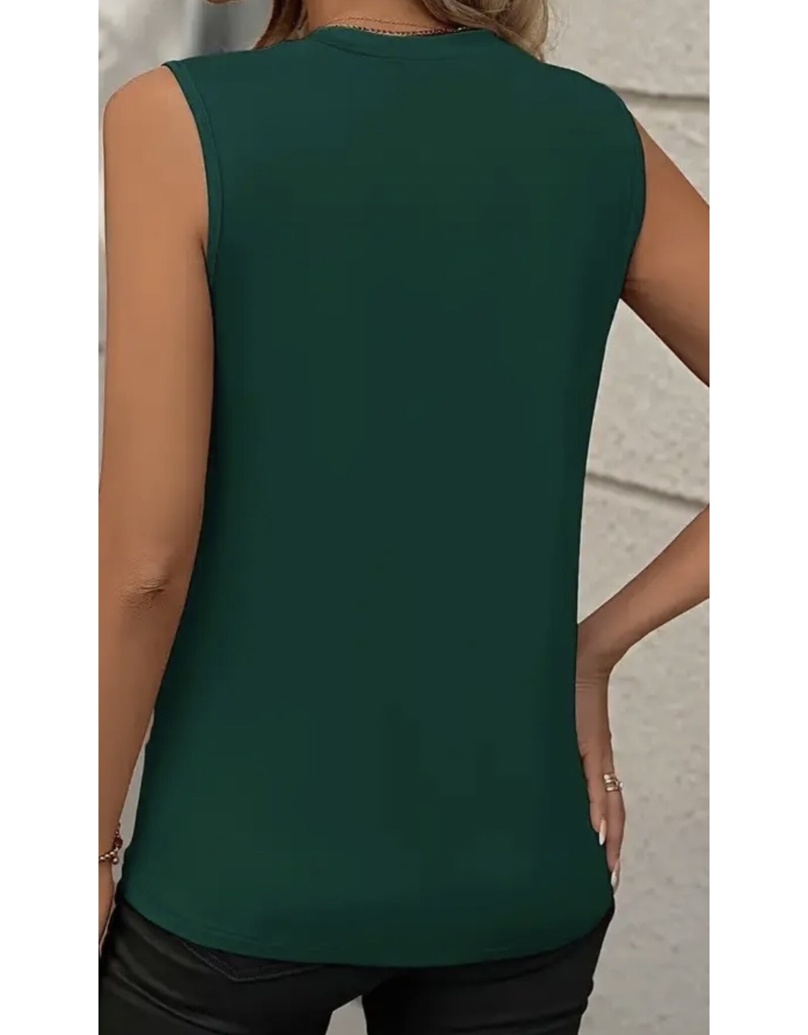 Front Seam Sleeveless Tank