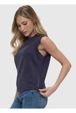 Ariella Zipper detail scuba tank