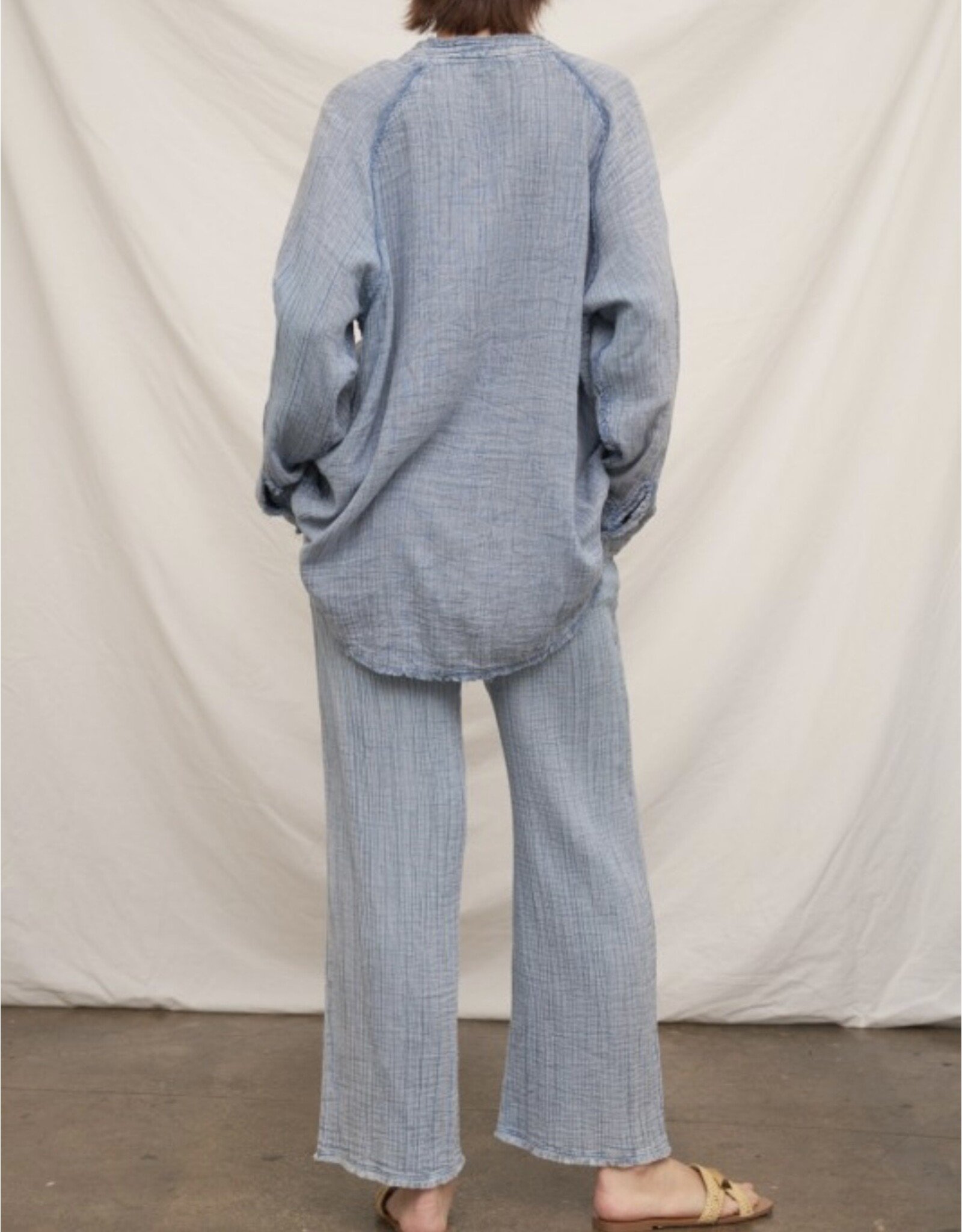 Chambray Crinkled Straight Pants