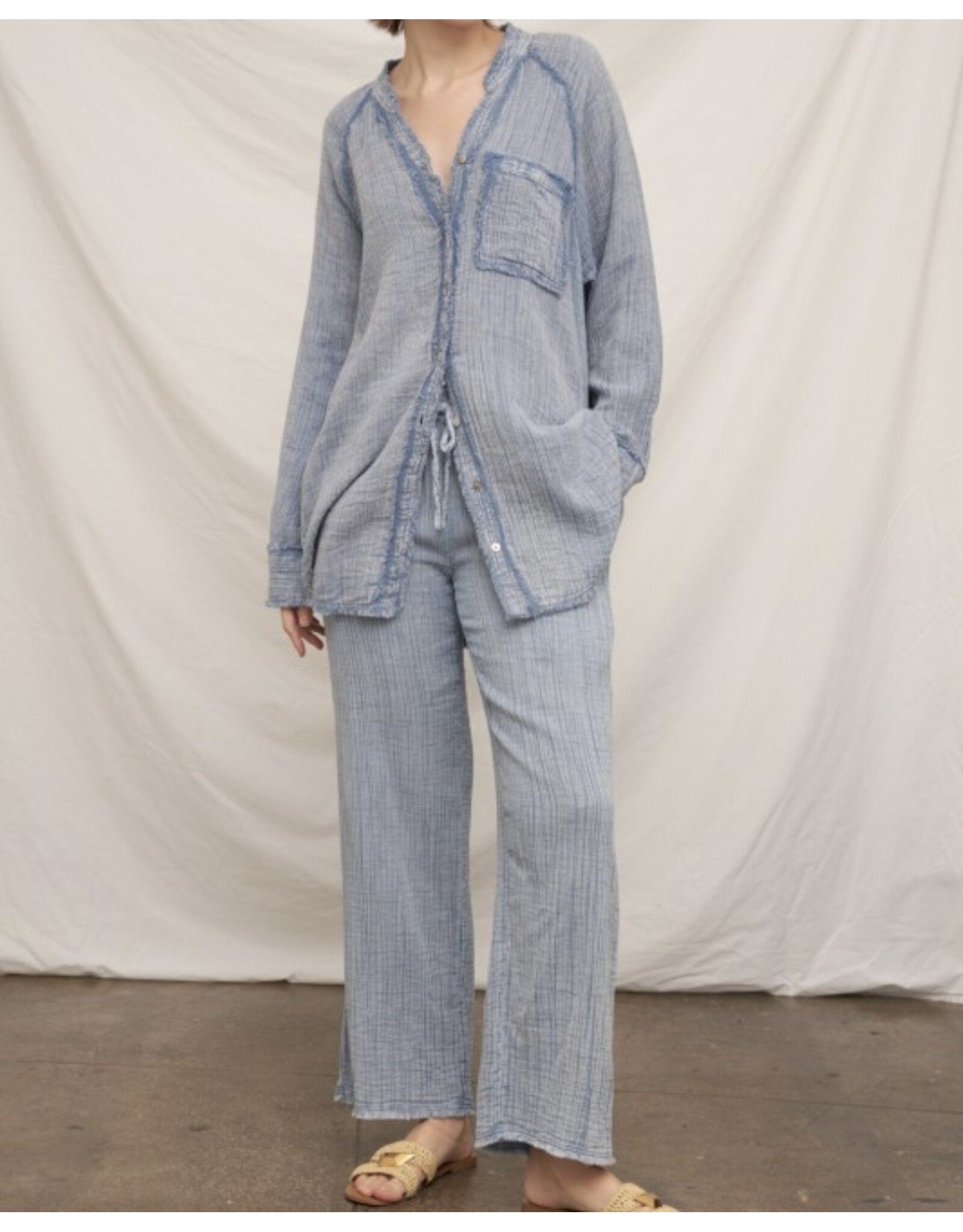 Chambray Crinkled Straight Pants