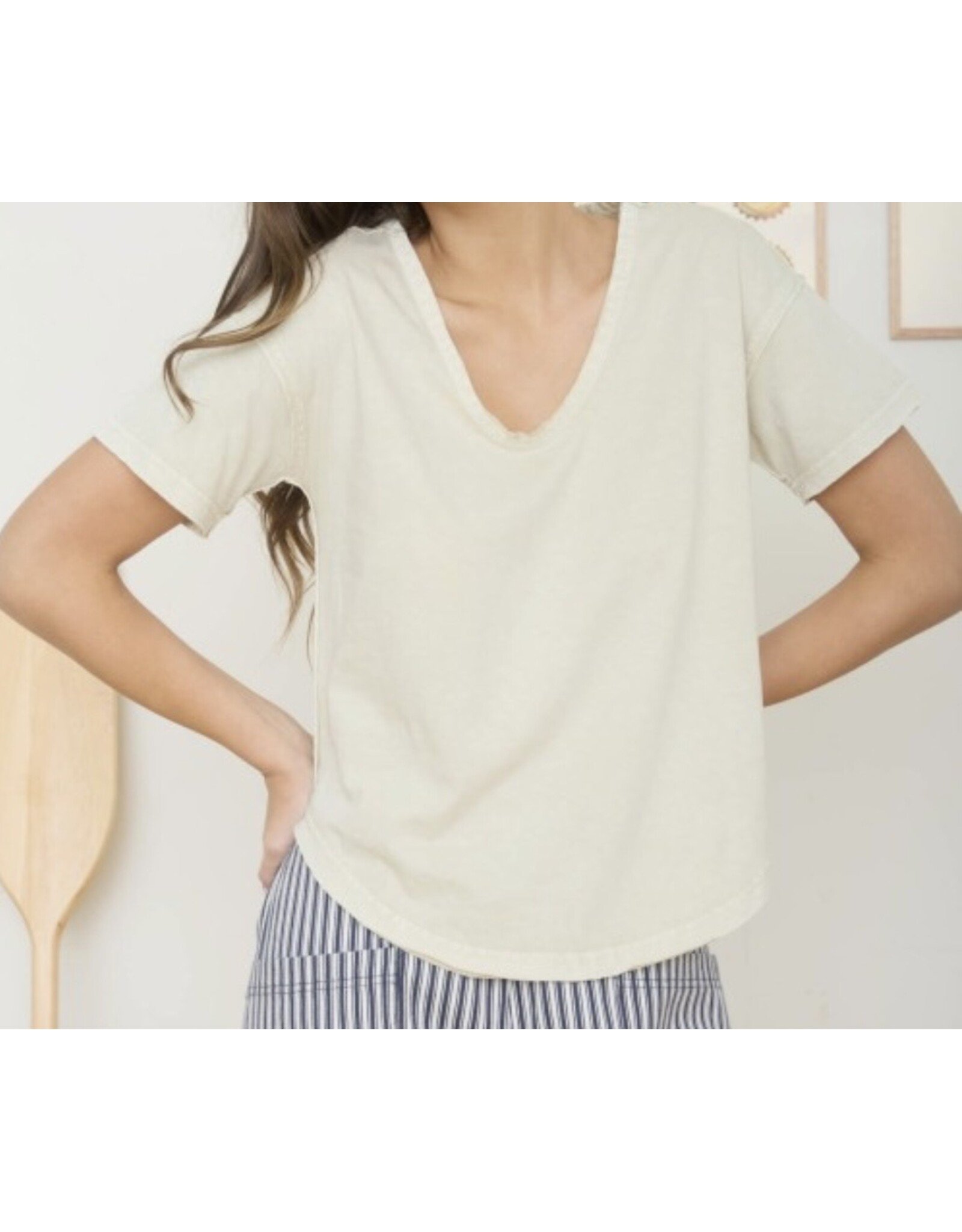 Washed Scoop Neck S/S Top