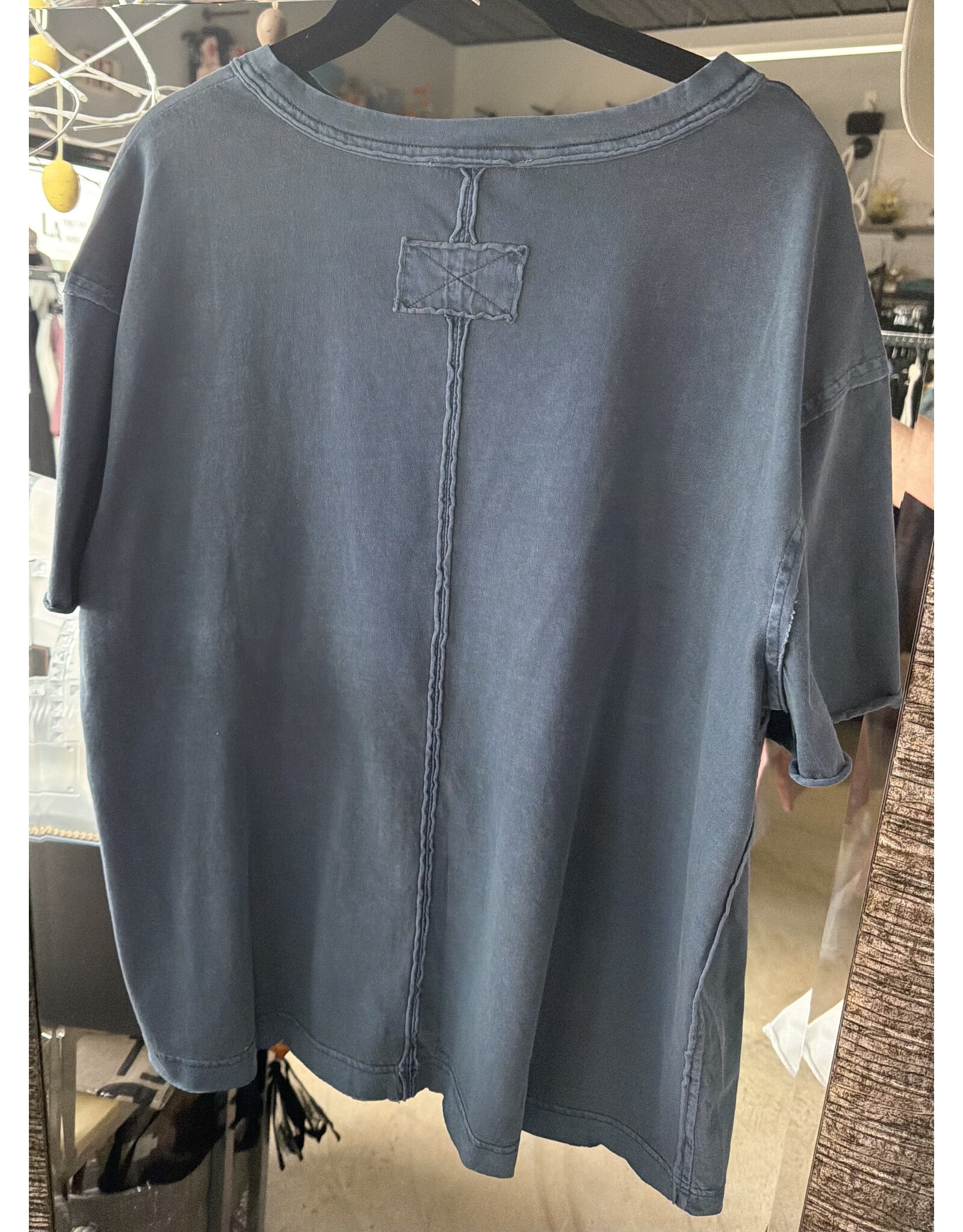 Relaxed washed s/s v neck knit