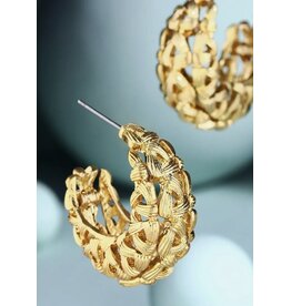 Metal decorative hoop earrings