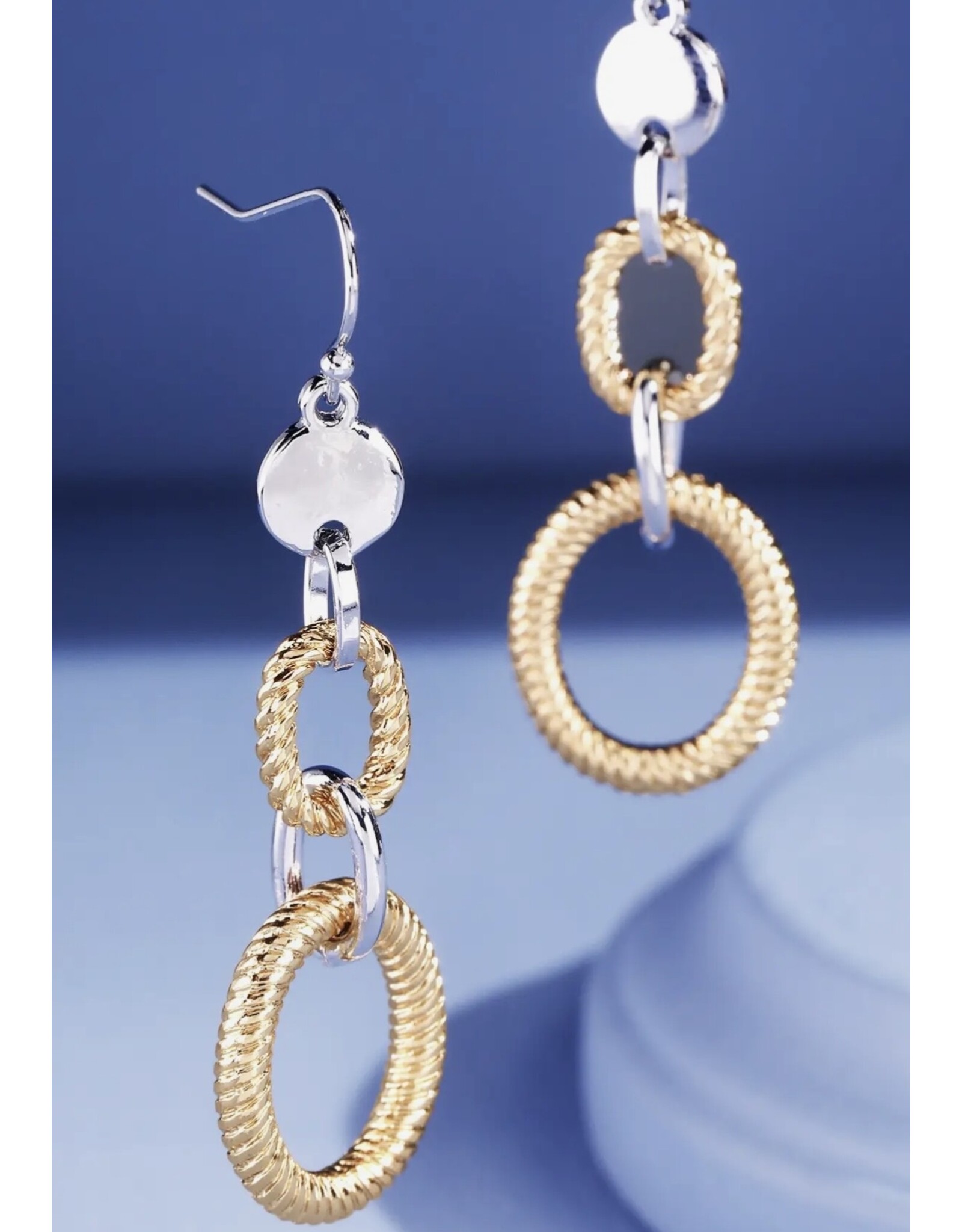 Two-tone rope link drop earrings