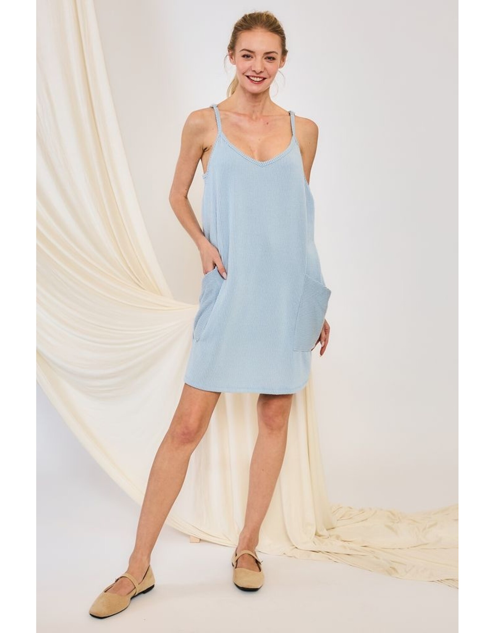 Mini wave rib v neck romper dress