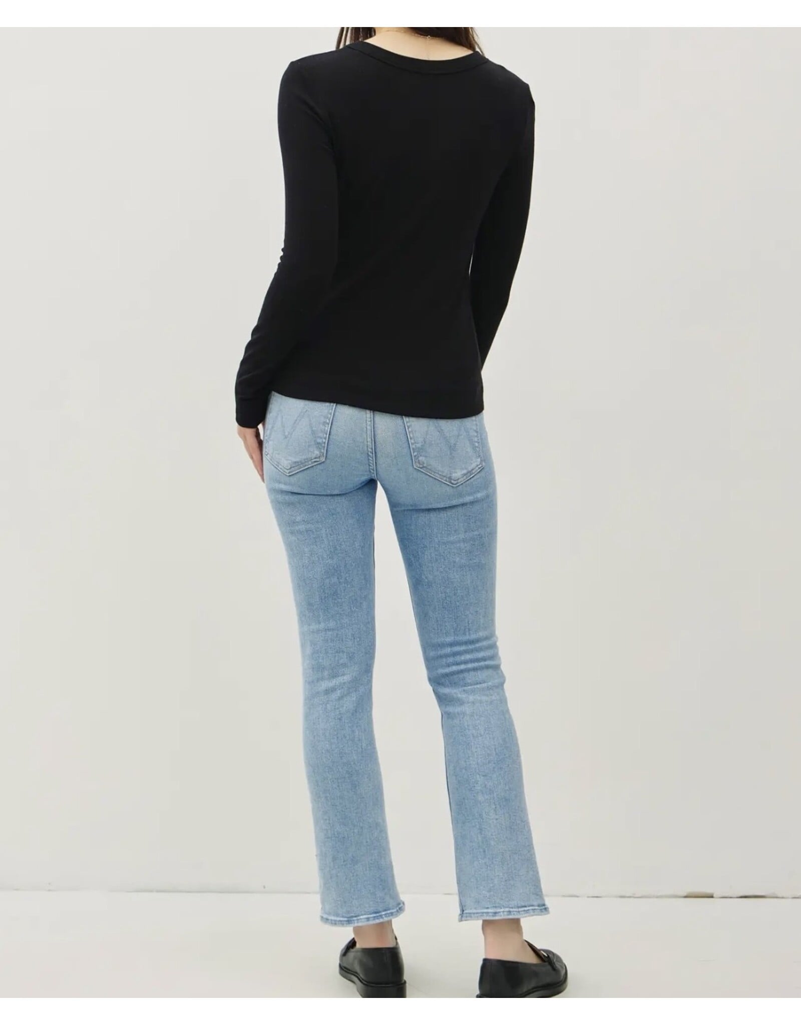 Round Neck Long Sleeve Knit Top
