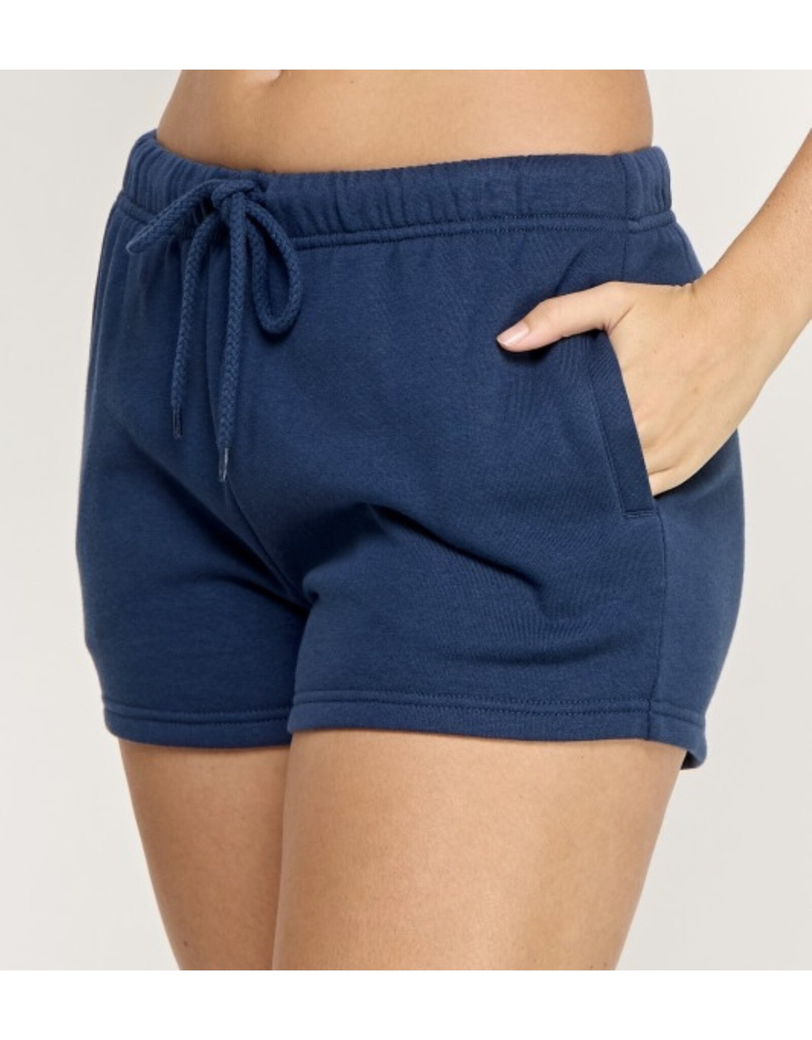 Fleece shorts with pockets