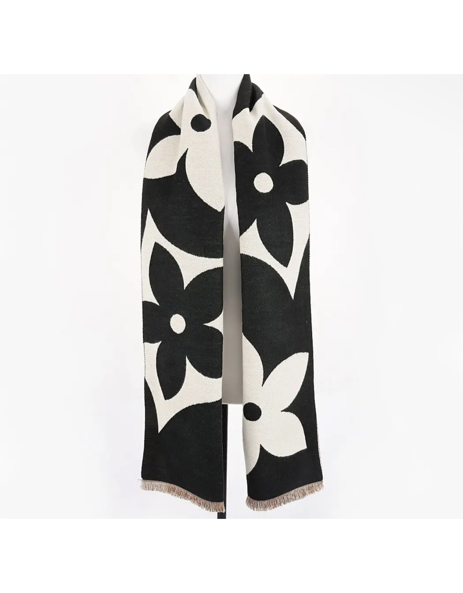 Scarf with luxury design